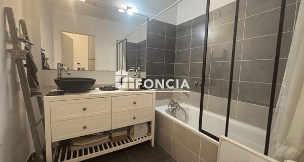 À vendre Appartement 3 pièces 57.1 m² - Avignon 84000