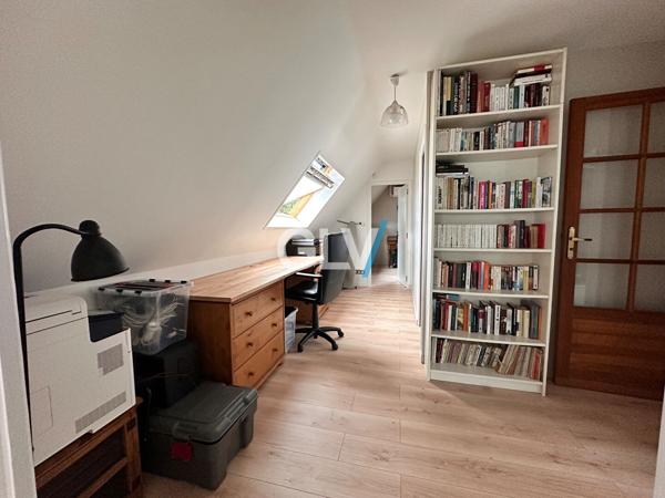 Villa d'exception au coeur de Ronchin -150 m² habitables sur 930 m² de terrain , Ronchin
