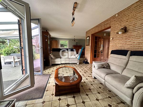 Villa d'exception au coeur de Ronchin -150 m² habitables sur 930 m² de terrain , Ronchin