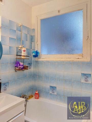 Appartement à vendre Nantes - 4 pièces, 63m² avec 2 chambre(s) à 135 000€ - AJP Immobilier Nantes Rond-Point de Rennes