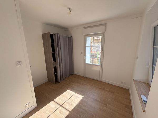 Maison rénovée - 3 chambres - Mesnil en Vallée