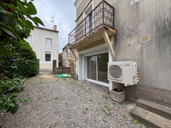 Maison rénovée - 3 chambres - Mesnil en Vallée
