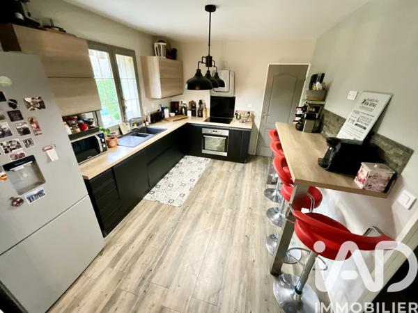 Maison à vendre 6 pièces 117 m² Saint-Chéron