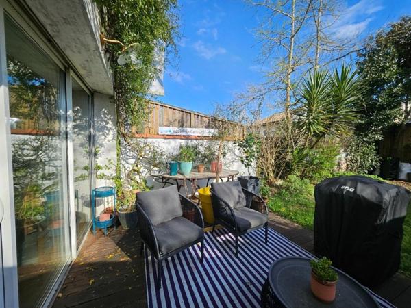 Maison 3 chambres, bureau et jardin