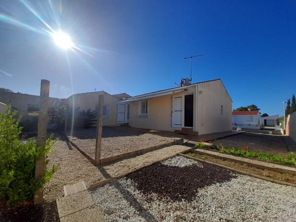 Maison Les Sables D Olonne bourg Château 4 pièces 2 chambres jardin garage travaux