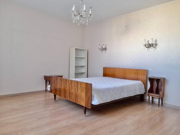 Maison Les Sables D Olonne bourg Château 4 pièces 2 chambres jardin garage travaux