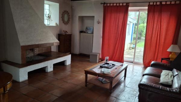 Maison de caractère  à proximité du centre ville de Draveil 445000€!
