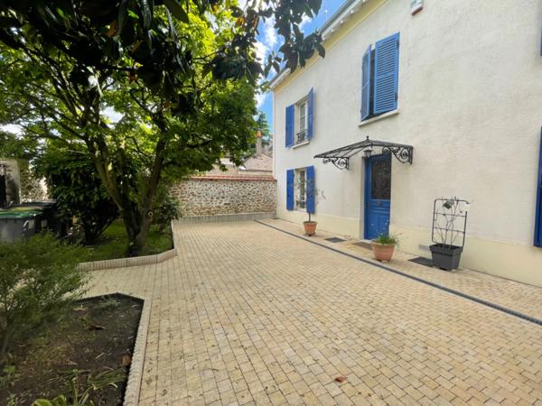 Maison de caractère  à proximité du centre ville de Draveil 445000€!