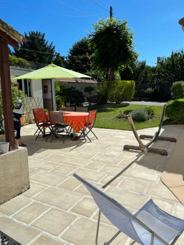 Maison de caractère  à proximité du centre ville de Draveil 445000€!