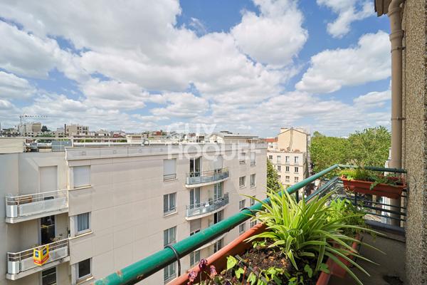 Appartement 2 pièces à vendre - Dernier étage avec balcon