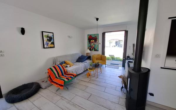 Maison à vendre    4 pièces •  Médis