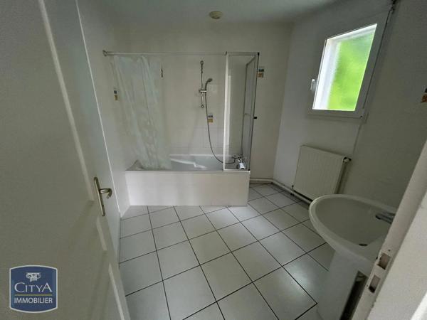 Appartement à louer 2 pièces Châlons-en-Champagne (51000)