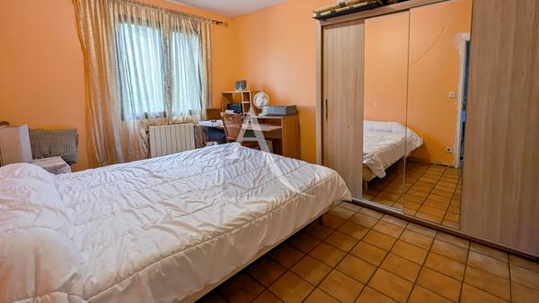 Maison familiale offrant de beaux volumes intérieurs - 5 chambres - 163 m2