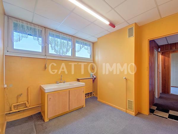 Metz (57000) SOUS OFFRE ACHAT //METZ MAGNY // Maison 120m² // à rénover // garage et jardin