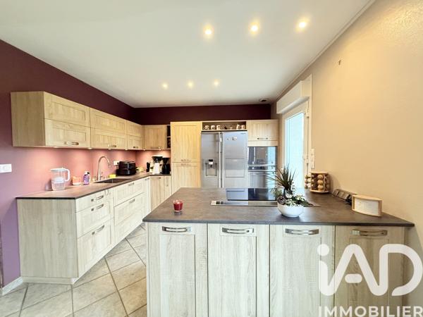 Maison à vendre 6 pièces 135 m² Athies-sous-Laon