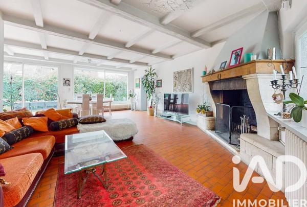 Maison à vendre 11 pièces 380 m² Villenoy