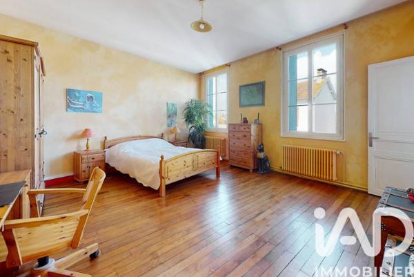 Maison à vendre 11 pièces 380 m² Villenoy