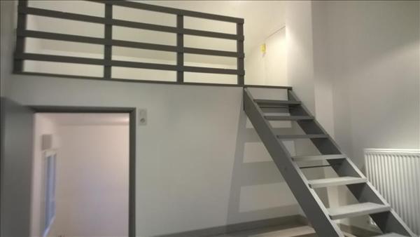 Maison à louer 755 € CC ST MEDARD DE MUSSIDAN 3 p 78 m² DPE E