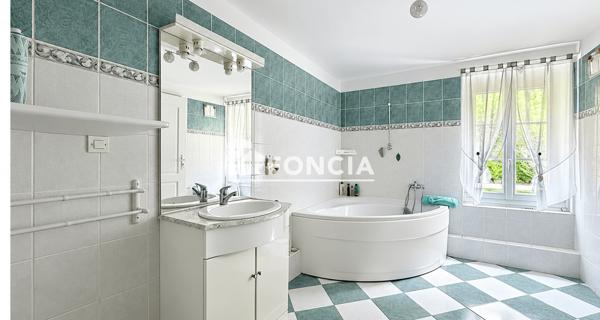 À vendre Maison 5 pièces 132 m² - Trouville-sur-mer 14360