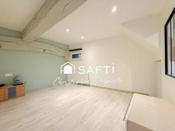 T4 Duplex 77m² rénové bord de l’eau – Cachet rare