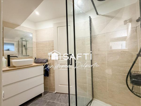 T4 Duplex 77m² rénové bord de l’eau – Cachet rare