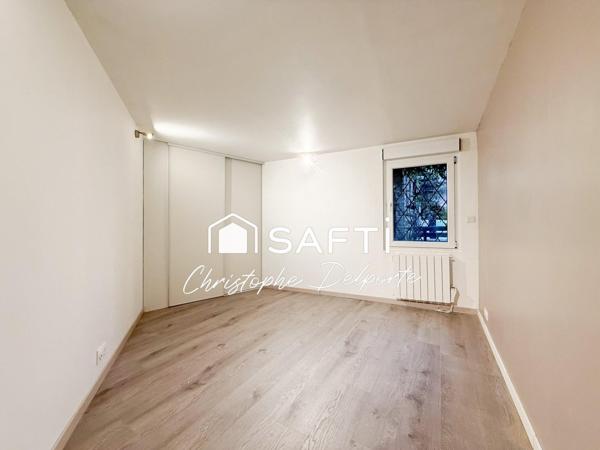 T4 Duplex 77m² rénové bord de l’eau – Cachet rare
