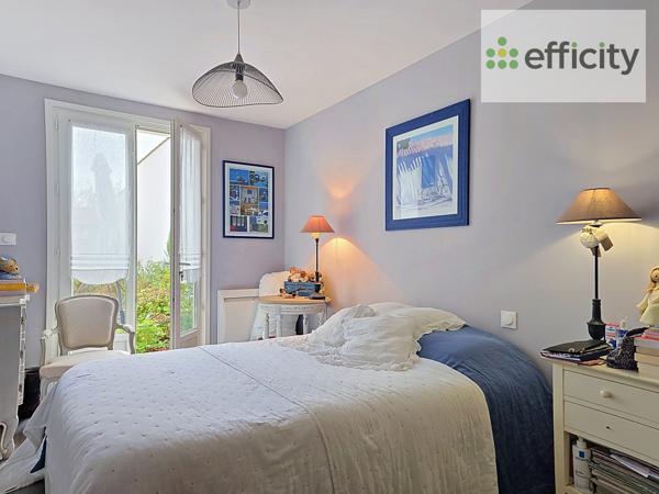 Maison
         5 pièces
        - 129 m² Bien prestige 730 000 € *