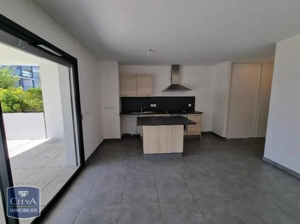 Appartement à louer 2 pièces 52.03m² Divonne-les-Bains (01220)