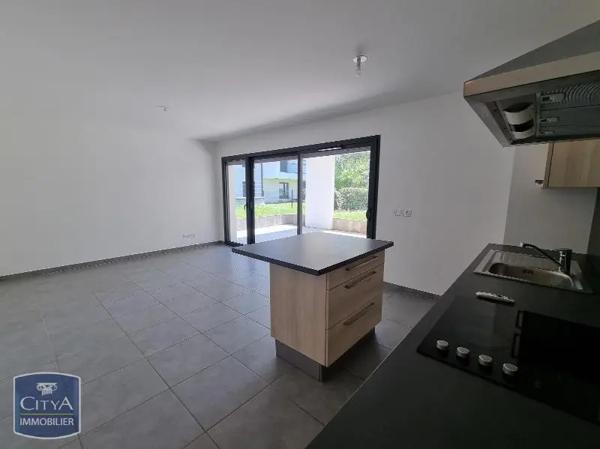 Appartement à louer 2 pièces 52.03m² Divonne-les-Bains (01220)