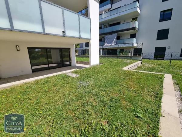 Appartement à louer 2 pièces 52.03m² Divonne-les-Bains (01220)