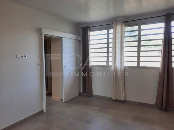 Vente Maison 4 Pièce(s) MACOURIA (97355) 310 000 € calendar