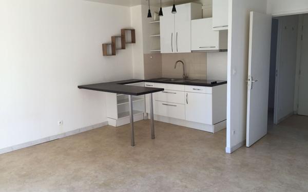 Appartement à vendre    2 pièces •  Saint-Germain-lès-Corbeil