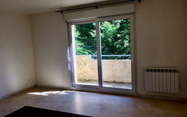 Appartement à vendre    2 pièces •  Saint-Germain-lès-Corbeil