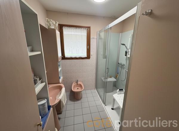 Vente
                Maison89 m² - 5 Pièces -
                    PLUVIGNER (56330)
