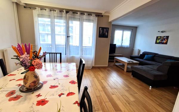 Appartement à vendre    5 pièces • 97,16 m2 Neuilly-sur-Marne