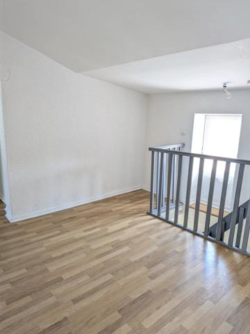 Location                                                      Maison
                        
                     3 pièces                      86 m2                     à Rezé