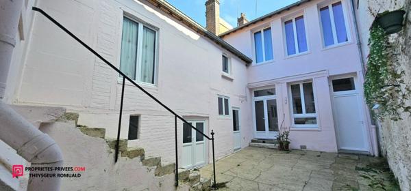 Maison Chateau Renard 6 pièce(s) 159 m2