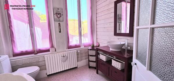 Maison Chateau Renard 6 pièce(s) 159 m2