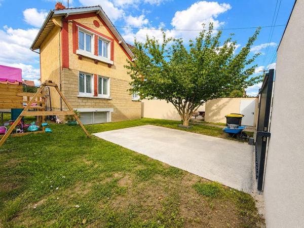 * MAISON ENTIEREMENT RENOVEE *  * MOINS DE 10MIN GARE RER C ET LIGNE H *