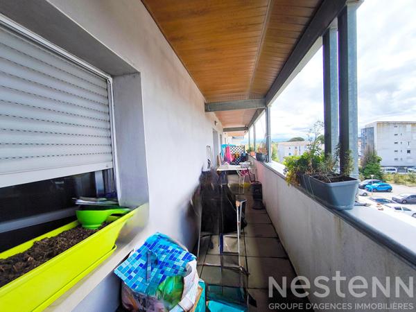 Appartement T2 avec balcon vue dégagée, ascenseur, parking privatif et résidence sécurisée