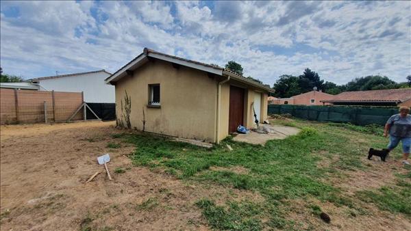 Immeuble à vendre |  Lesparre-Médoc |  48 m²