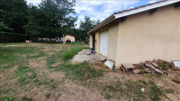 Immeuble à vendre |  Lesparre-Médoc |  48 m²