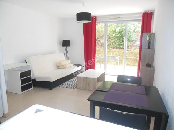Toulouse 31400 Rangueil T2 meublé de 39.42m² terrasse de 4,.95m² 2 places de parking , bien agencé et calme avec vue arborée