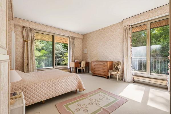 Maison Rueil-Malmaison - PROPRIÉTÉ D’EXCEPTION — Rueil-Malmaison- Paris Ouest