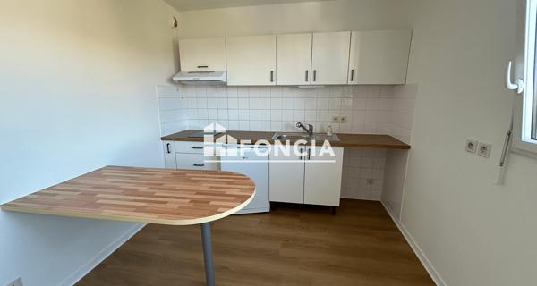 Location Appartement 2 pièces 35.81 m² - La Roche-sur-yon 85000