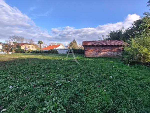 Terrain Villeneuve De Marsan 941 m2