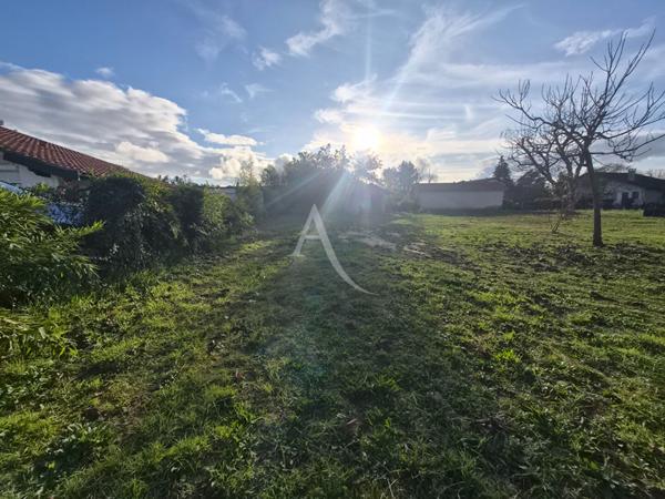 Terrain Villeneuve De Marsan 941 m2