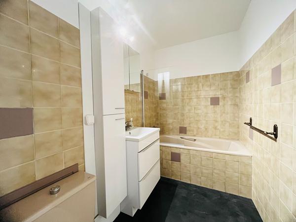 47300 VILLENEUVE SUR LOT Idéal investisseurs- Studio d'environ 25m² ,centre ville Villeneuve-sur-Lot
