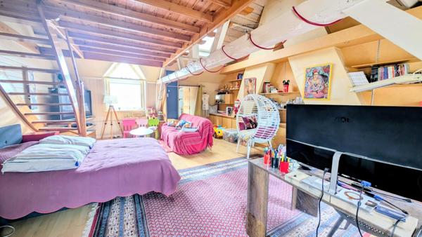 Maison à Roubaix, 59100 - 5 pièces 157m²