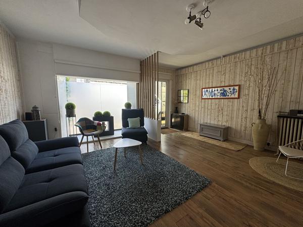 idéal profession libérale/habitation : Charmante maison familiale de 7 pièces avec grand jardin plein sud sans vis-à-vis; POSSIBILITE CREER LOCAL COMMERCIAL OU PROFESSION LIBERALE